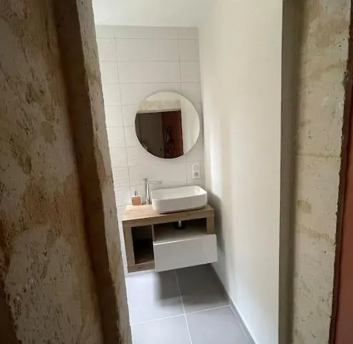Une Petite Escale